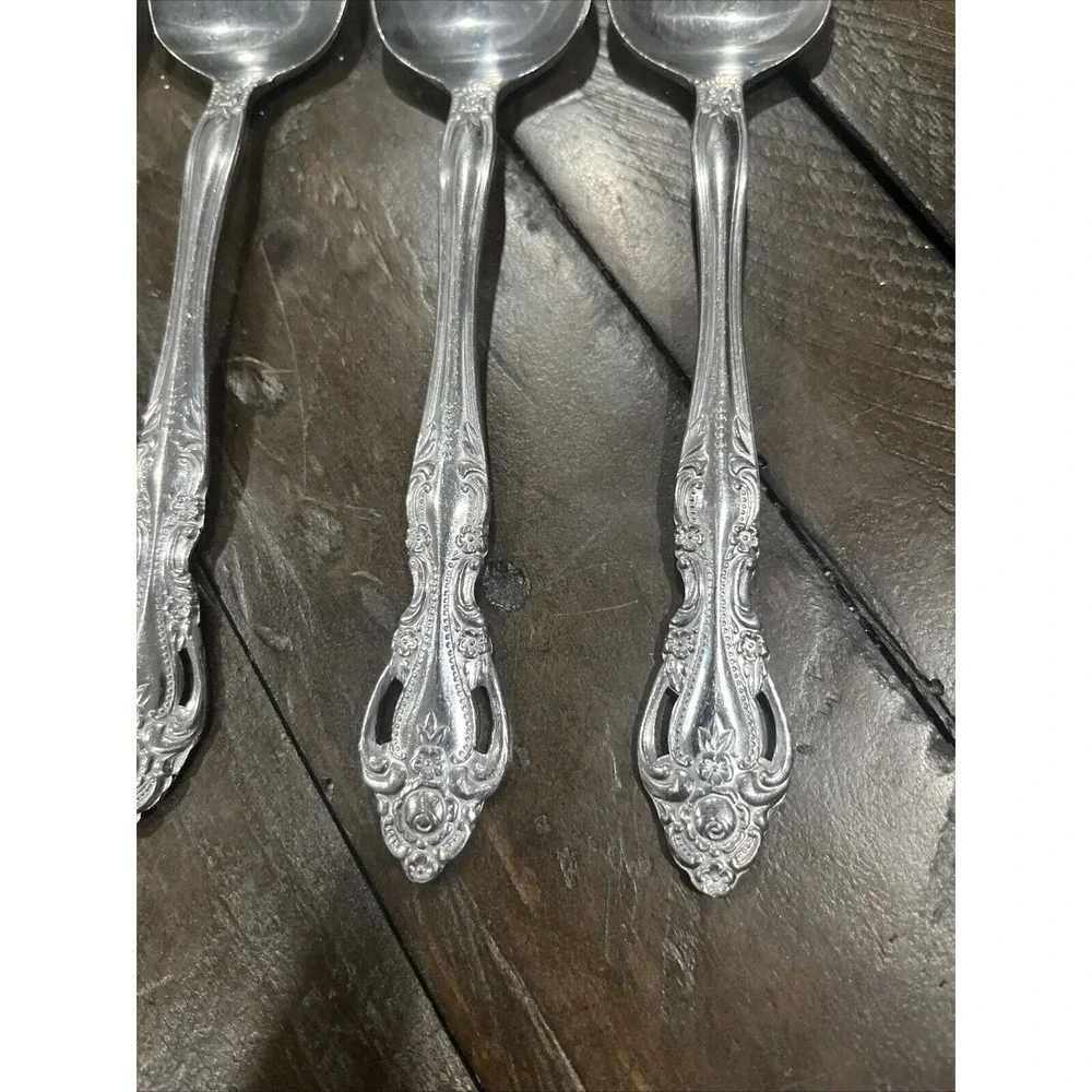 Reed & Barton Select BAROQUE‎ Set 4 Tablespoons Spoon Stainless Flatware Flowers